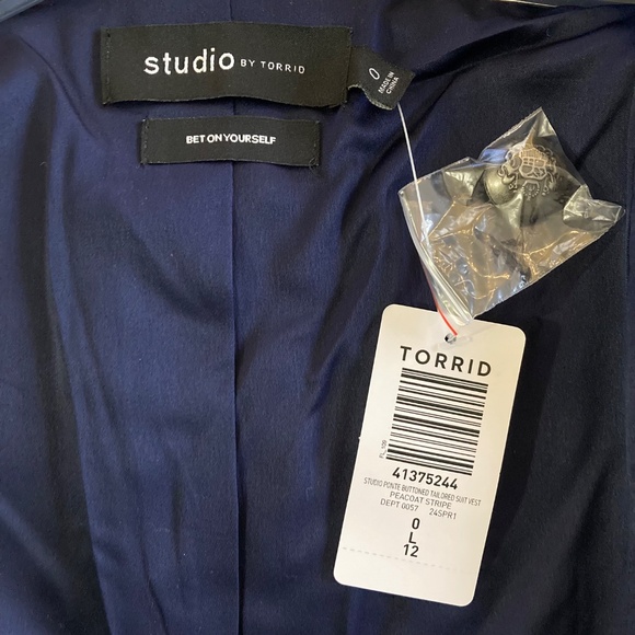 NWT Torrid Studio Ponte Buttoned Tailored Suit Vest, Size 0X (12) - Picture 12 of 15
